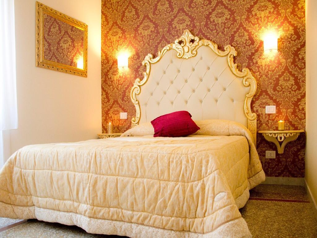 Re Di Luna B&B Roma Habitación foto